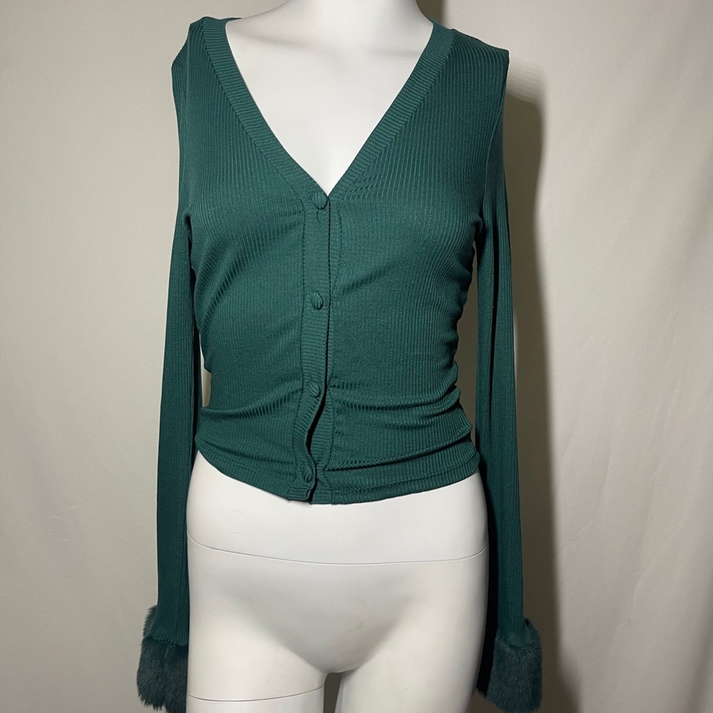 Crop top long sleeve trim furr